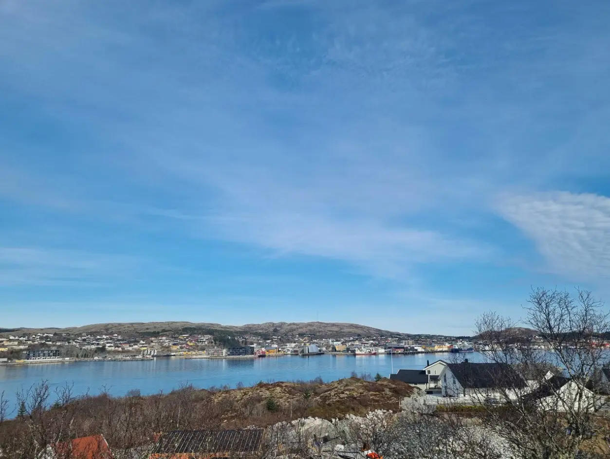 Sjøkammen Enebolig på Marøya